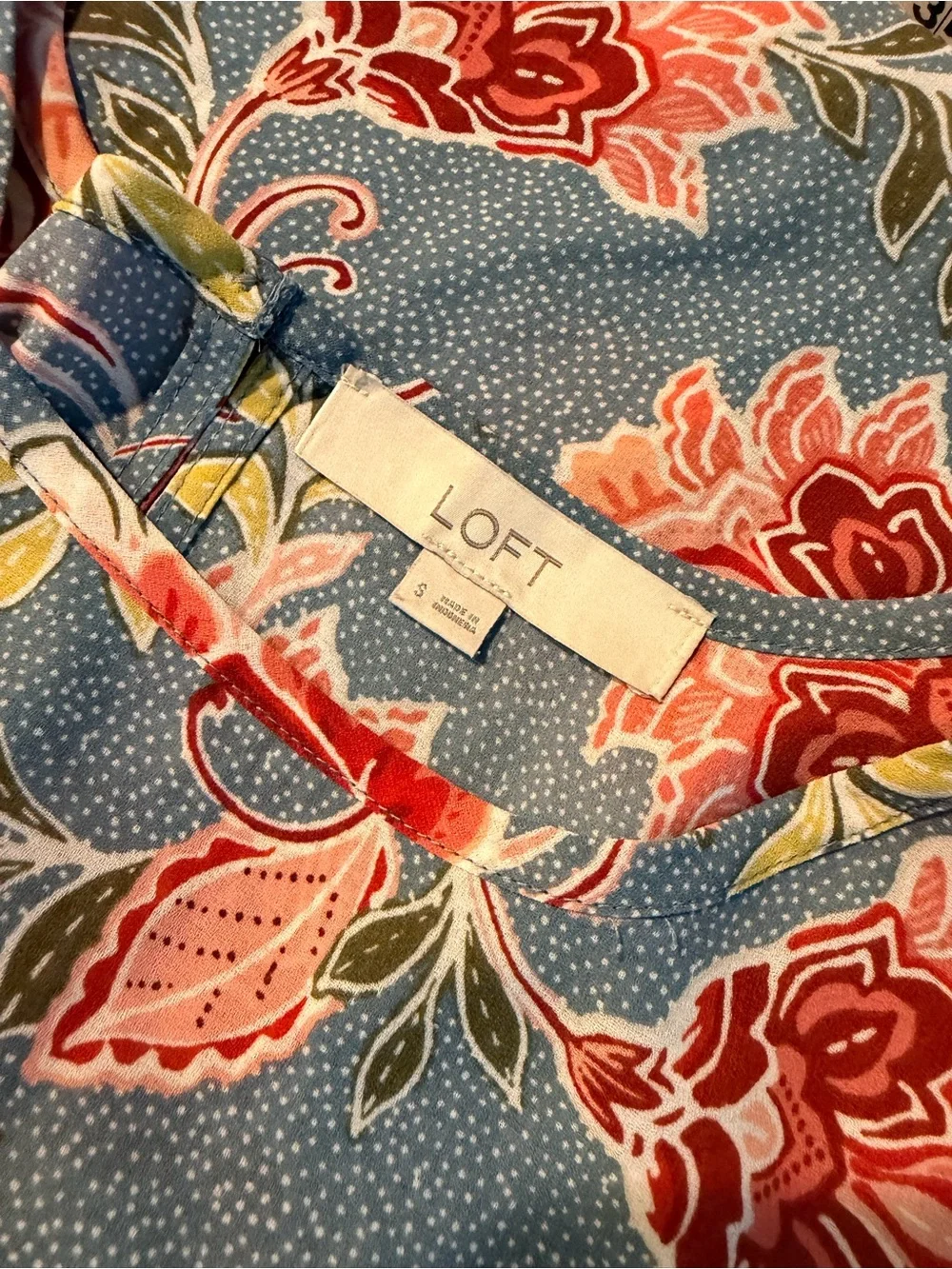 LOFT Blue Floral Puff-Sleeve Blouse
